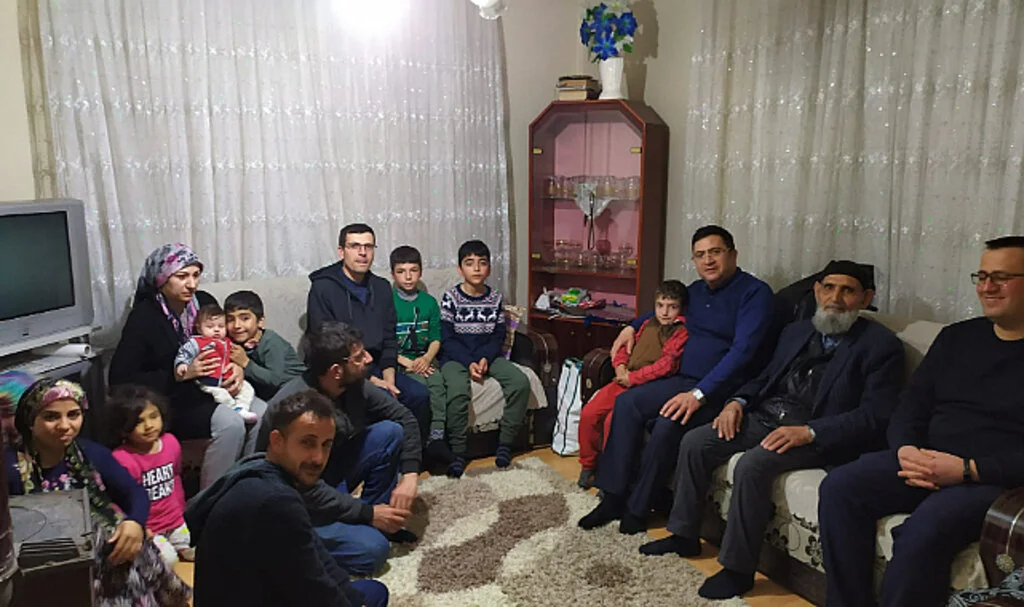 Kaymakam Zaman'dan Depremzede Ailelere Ziyaret