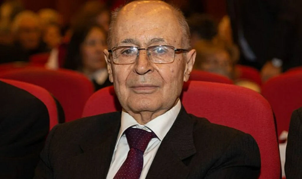 Kılıçdaroğlu, Ahmet Necdet Sezer ile Görüşecek