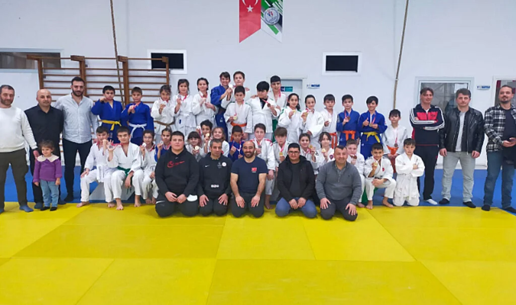 Küçük Judocular Nefes Kesti