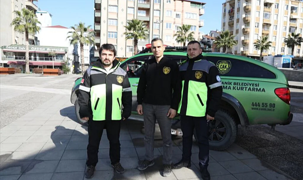 Kurtardıkları Çocukları Yeniden Görecekler 