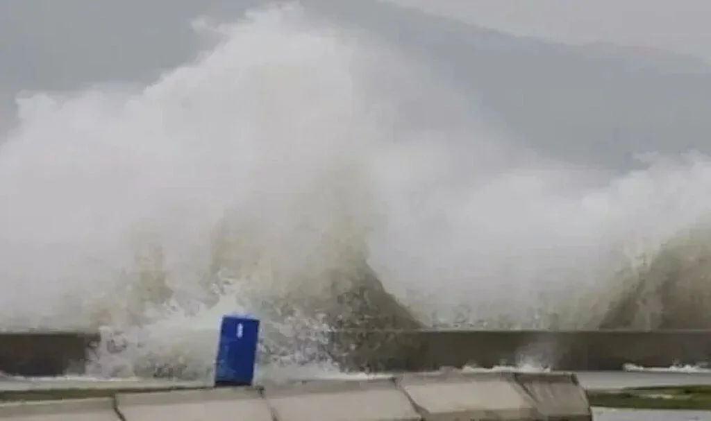 Meteoroloji Uyardı: Denizlere Fırtına Geliyor