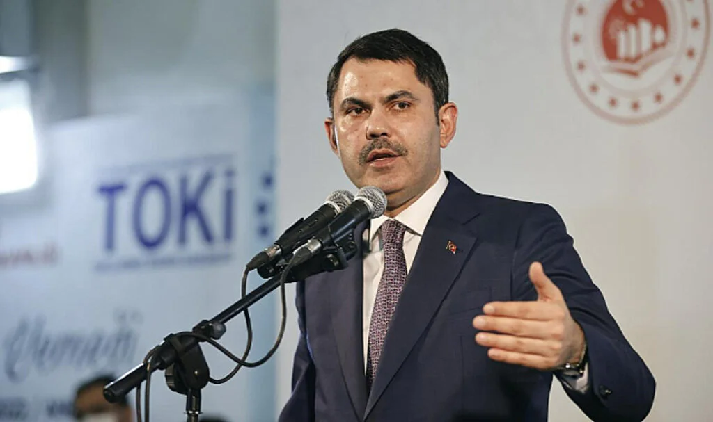 Murat Kurum Deprem Bölgelerinde Esnaflar İçin Geçici İş Yerlerini Açıkladı