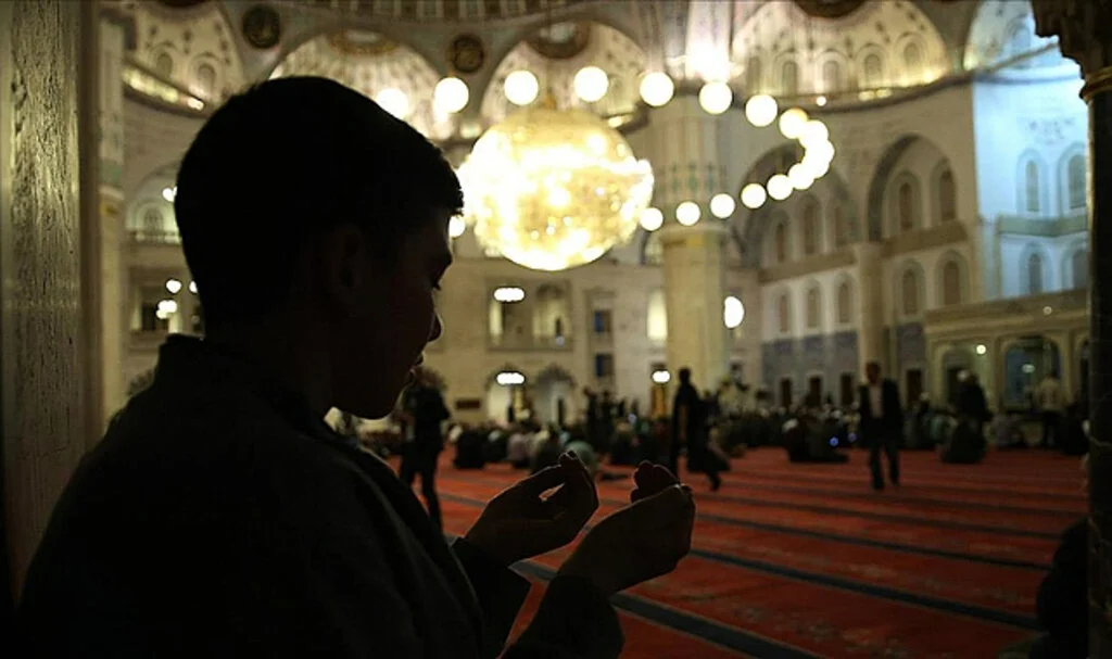 Ramazanın Müjdecisi Berat Kandili Yarın İdrak Edilecek