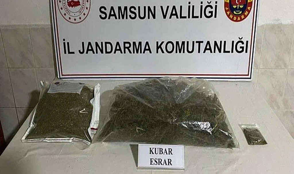 Samsun'da 3,5 Kilo Kubar Esrar Ele Geçirildi: 2 Gözaltı