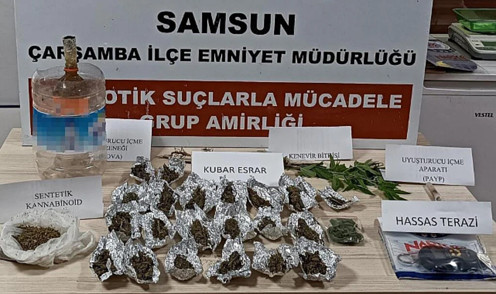 Samsun'da Eş Zamanlı Uyuşturucu Operasyonu: 2 Gözaltı