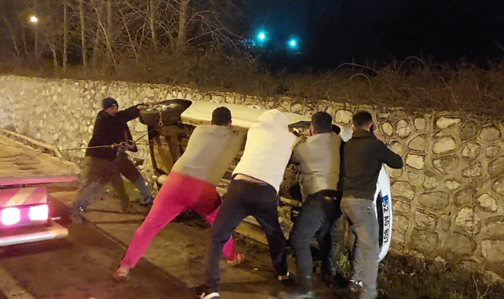 Samsun'da Hız Kaza Yaptırdı 