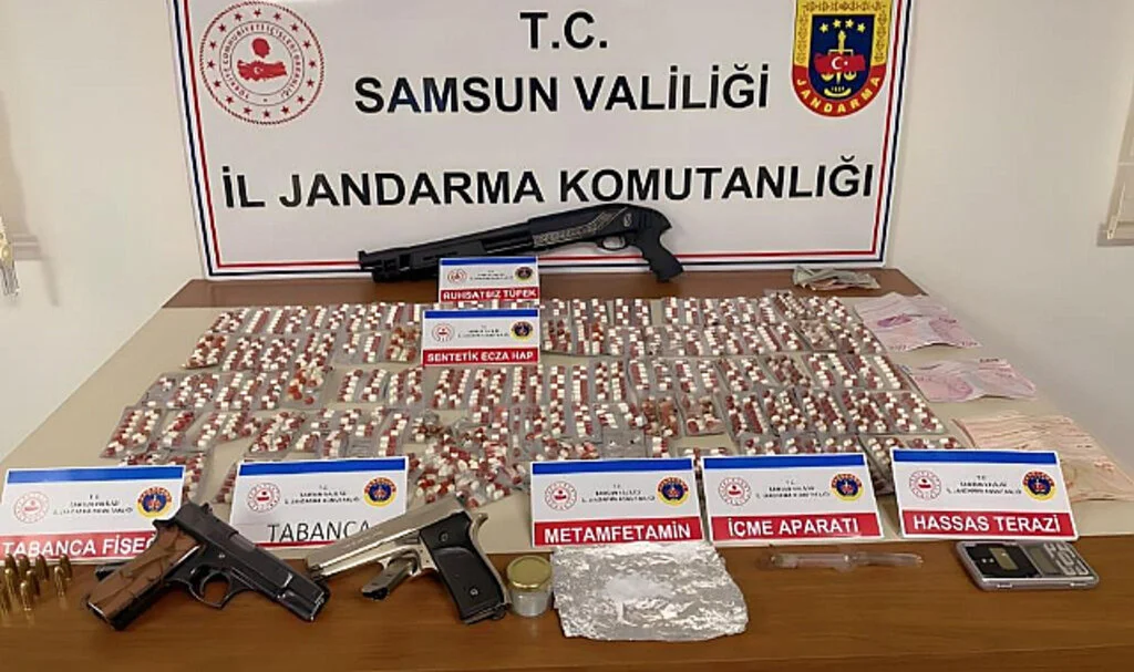 Samsun'da Jandarmadan Uyuşturucu Operasyonu: 5 Gözaltı