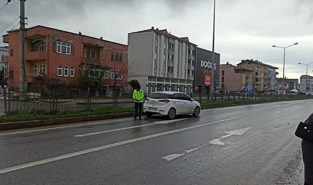 Samsun'da Otomobilin Çarptığı 5 Yaşındaki Çocuk Yaralandı