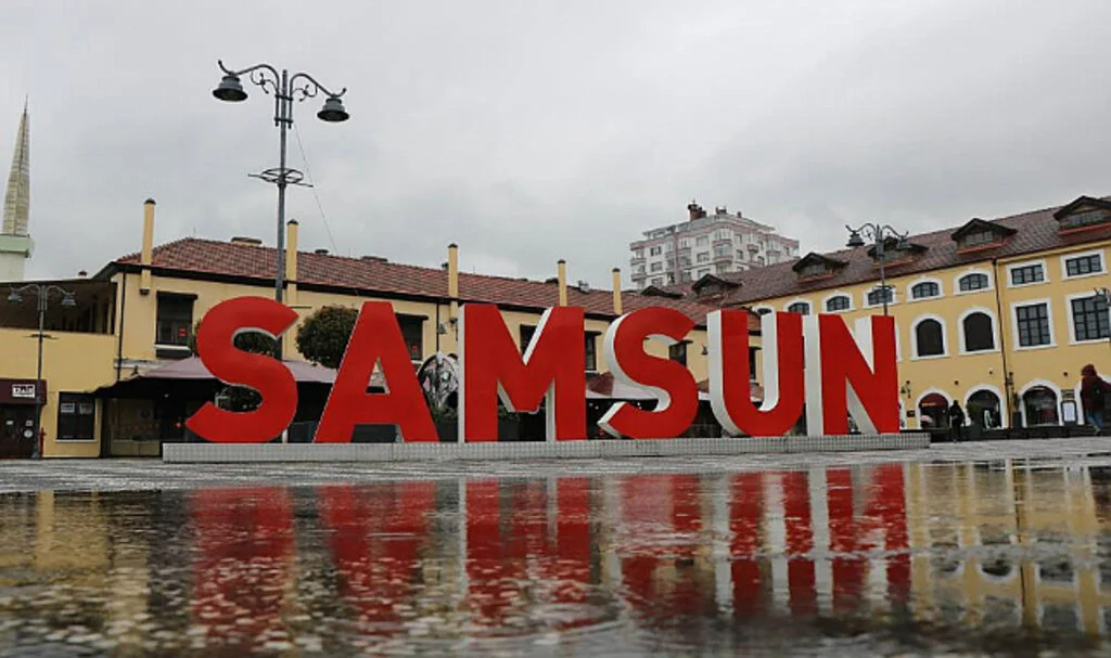 Samsun'da Sağanak: Metrekareye 40 Kilo Yağış Düştü