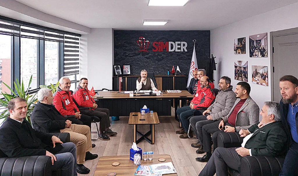 SİMDER'de Yardım Zirvesi 