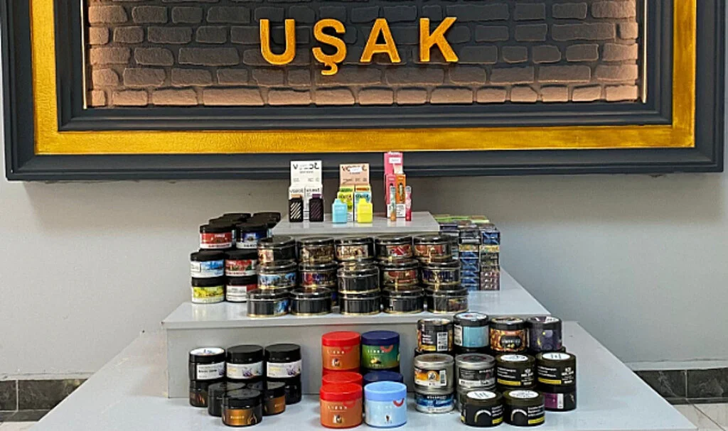Uşak’ta 30 Kilo Kaçak Nargile Tütünü Ele Geçirildi
