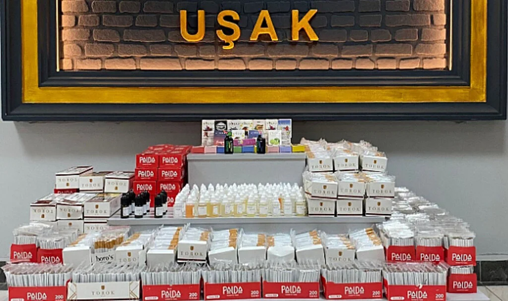 Uşak’ta Binlerce Liralık Kaçak Ürün Ele Geçirildi