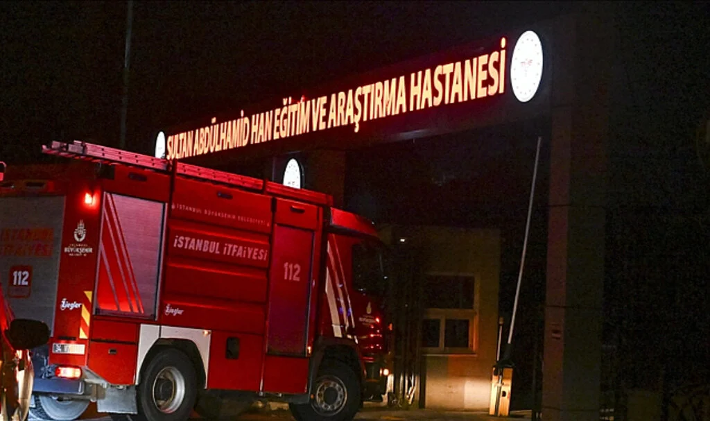 Üsküdar'da Hastanede Çıkan Yangında Bir Hasta Hayatını Kaybetti