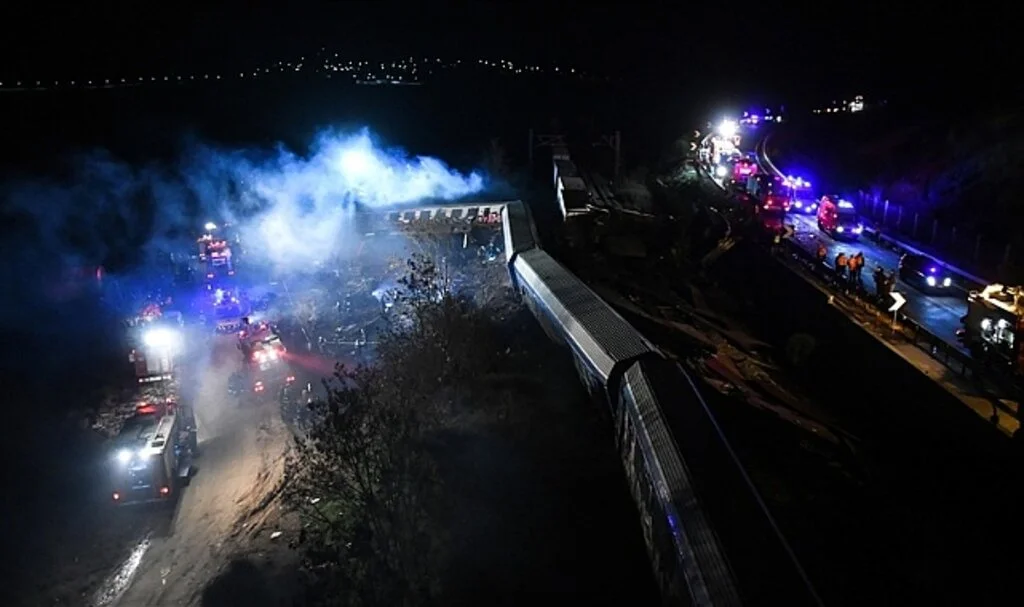 Yunanistan'da Tren Kazasında 29 Kişi Hayatını Kaybetti