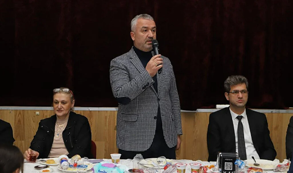 19 Mayıs’ta Depremzede Aileler İftarda Buluştu