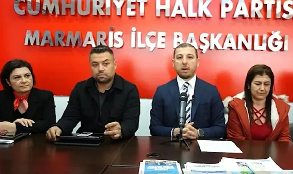 AK Parti’li Trol Kumpanyası Ürünü Tiyatro Gün Işığına Çıktı