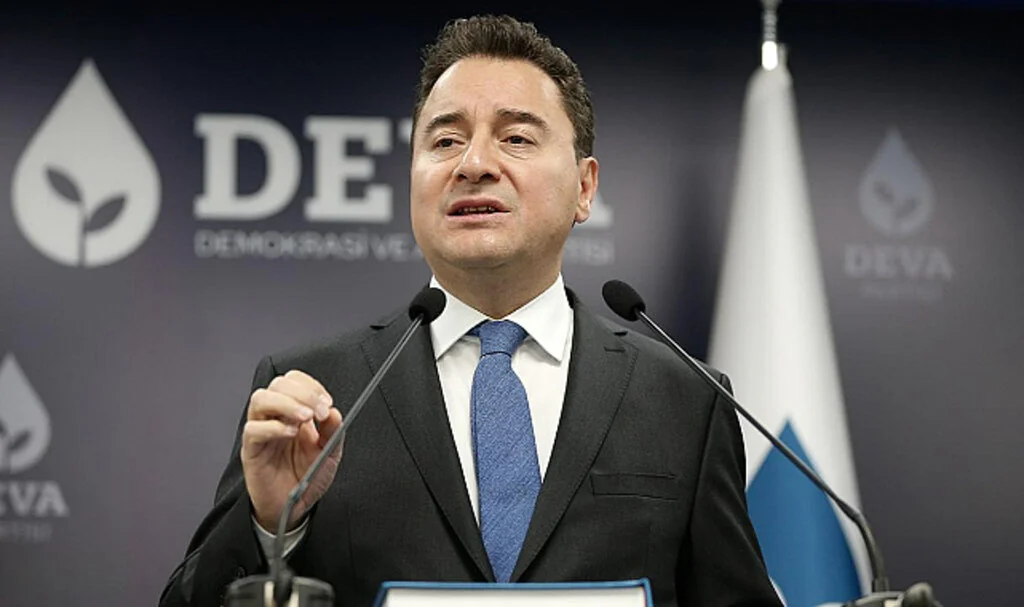 Ali Babacan'dan Eski Ak Partili Seçmene Tarihi Çağrı