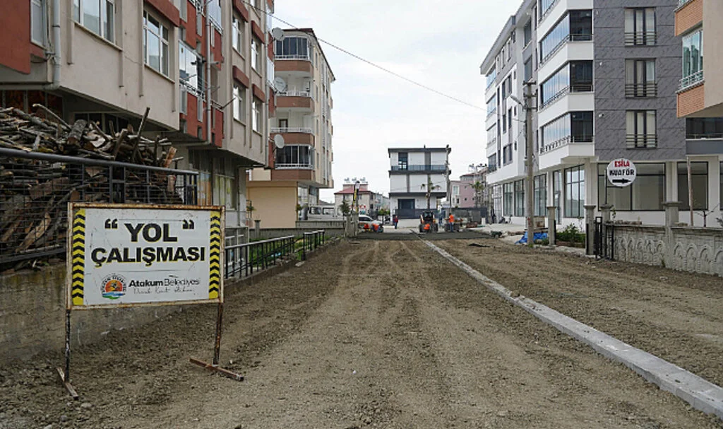 Atakum Sokaklarına Taş Parke Döşeniyor