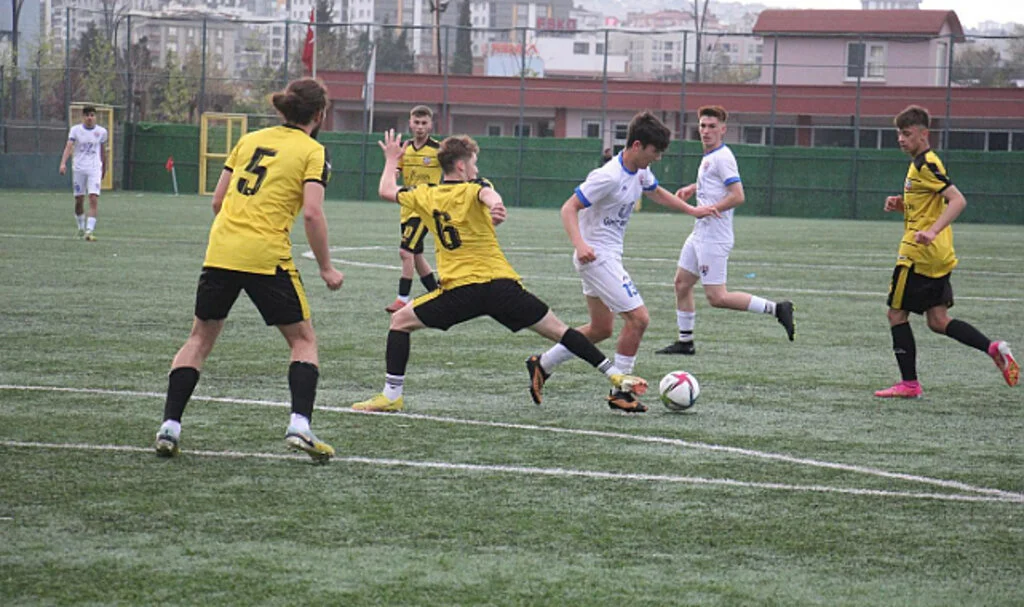 Atakum'un U18'leri Türkiye Şampiyonası Yolunda