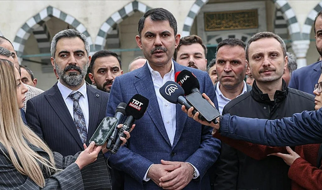 Bakan Kurum: Yarın Depremzede Kardeşlerimize Söz Verdiğimiz Gibi Biten İlk Konutlarımızı Teslim Edeceğiz