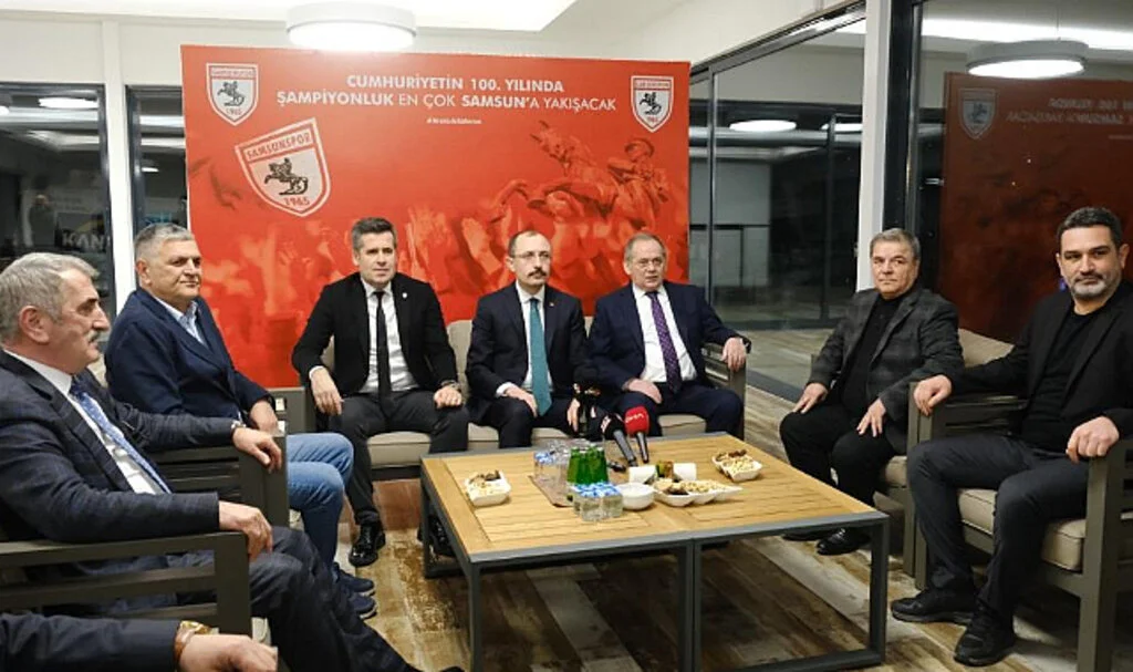 Bakan Muş: "Samsunspor Hepimizi Sevince Boğdu"