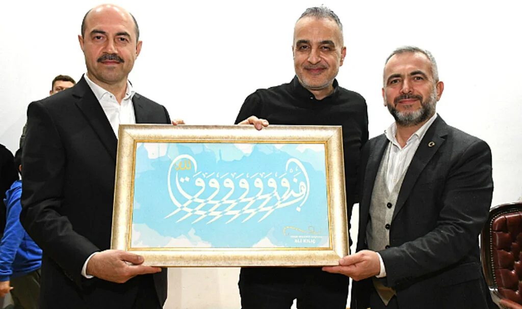 Bekir Develi Gönülleri Isıttı