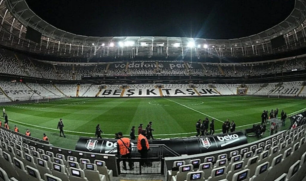 Beşiktaş-Galatasaray Maçı Bilet Fiyatları Belli Oldu