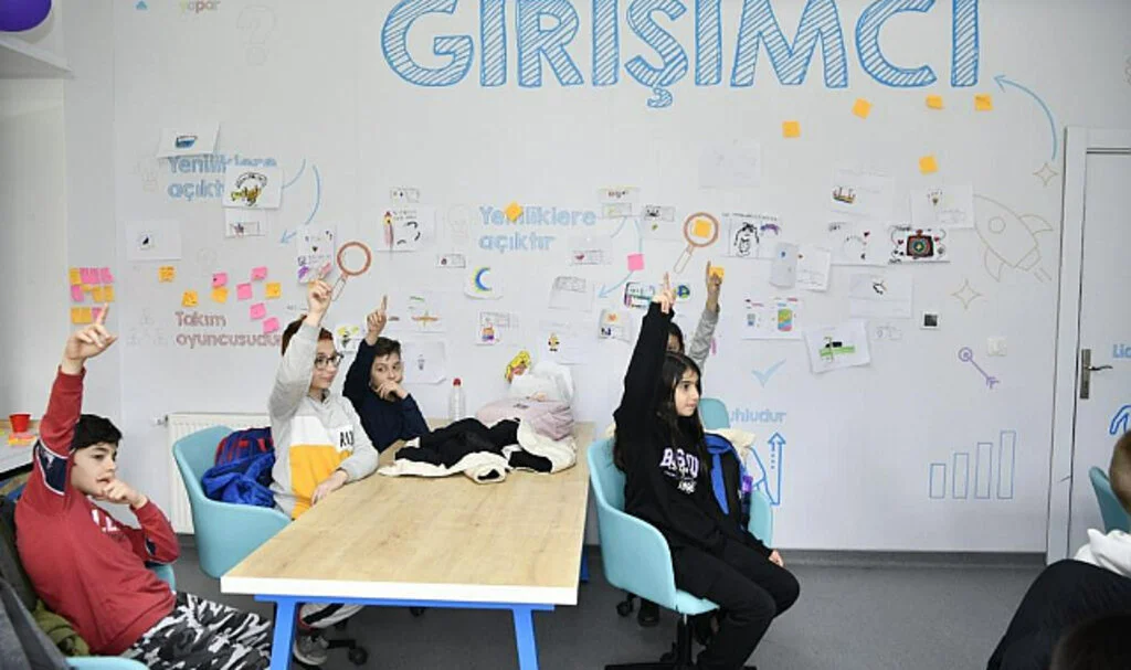Bilim Samsun'da 30 Günde 4 Bin Öğrenci Eğitim Aldı