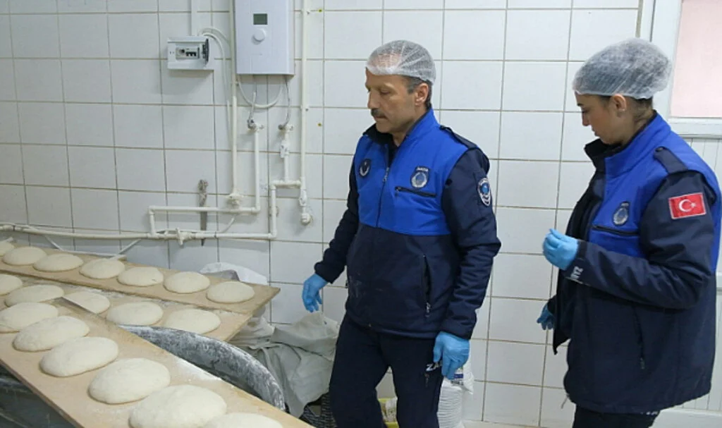 Canik Zabıtası Fırınları Denetledi 