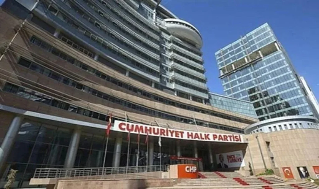 CHP’de Listelerin yazıldığı kata jammer kuruldu