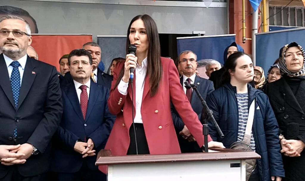 Çiğdem Karaaslan: "Cumhurbaşkanımızın liderliğine bu ülkenin daha uzun yıllar ihtiyacı var"