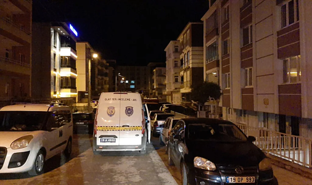Çorum'da eve silahla ateş eden 3 zanlı yakalandı