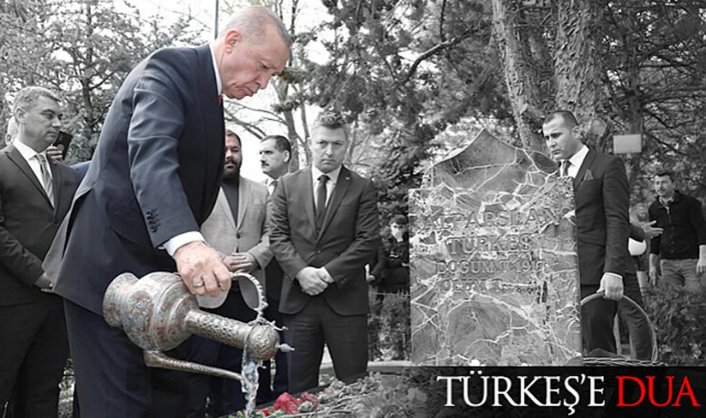 Cumhurbaşkanı Erdoğan'dan Alparslan Türkeş'in Mezarına Ziyaret