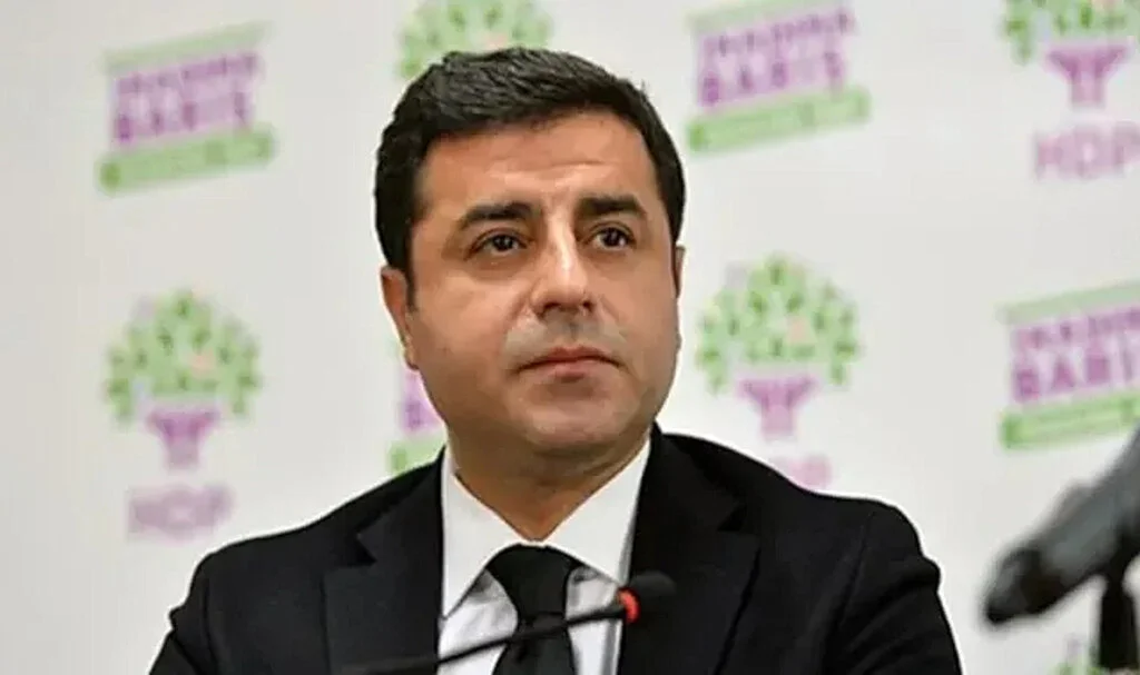 Demirtaş: PKK'nin Silah Bırakması İçin Elimizden Geleni Yapacağız