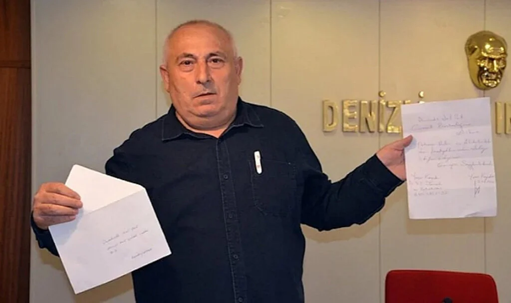 ‘Ecevit’in Kemiklerini Sızlattılar’ Dedi, İstifa Etti