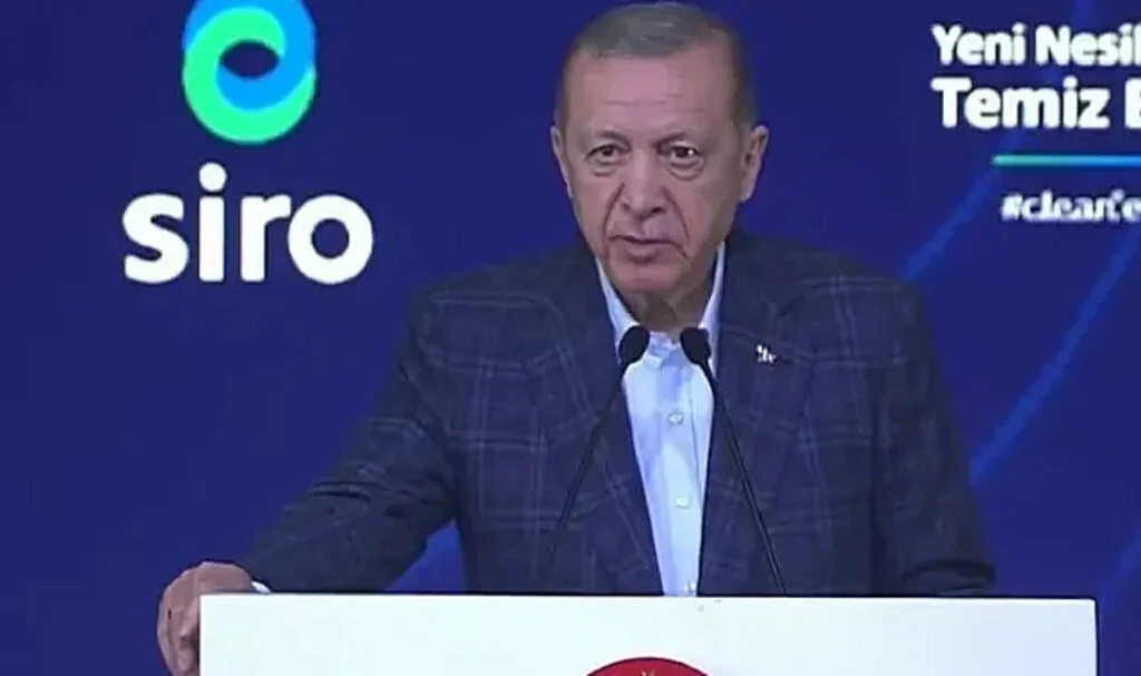 Erdoğan'dan Muhalefete 'Togg' Tepkisi: "Yarım Günlerini Ayırıp Gelmediler, Yarım Ağızla Dahi Olsa Tebrik Etmediler!"
