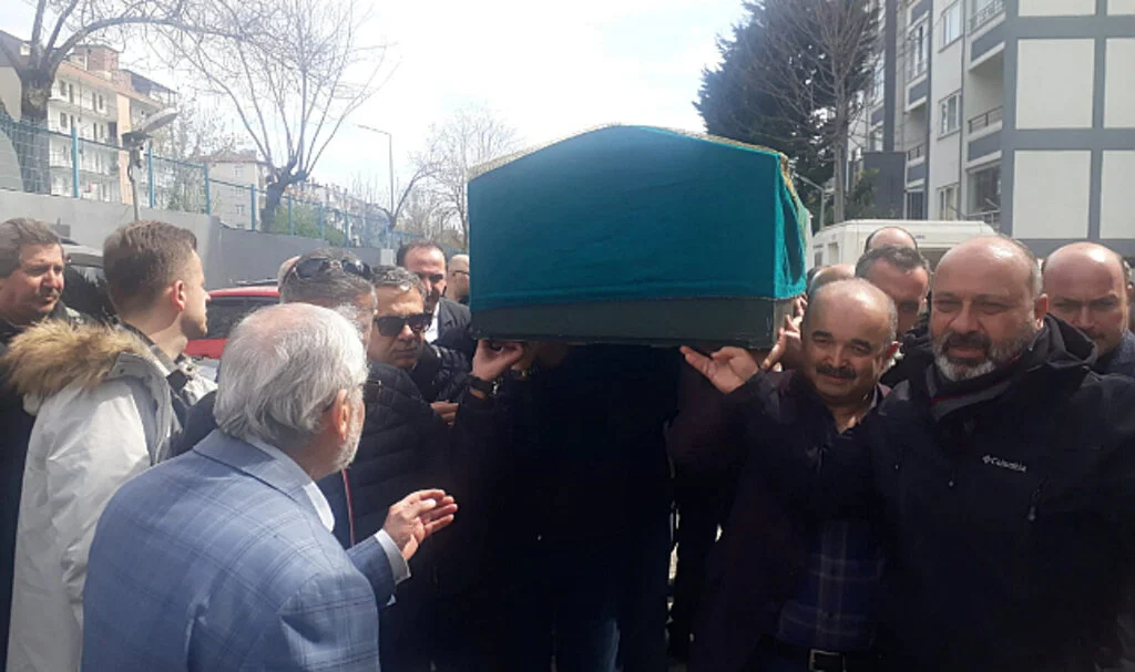 Gazeteci Arslan Dualarla Uğurlandı 
