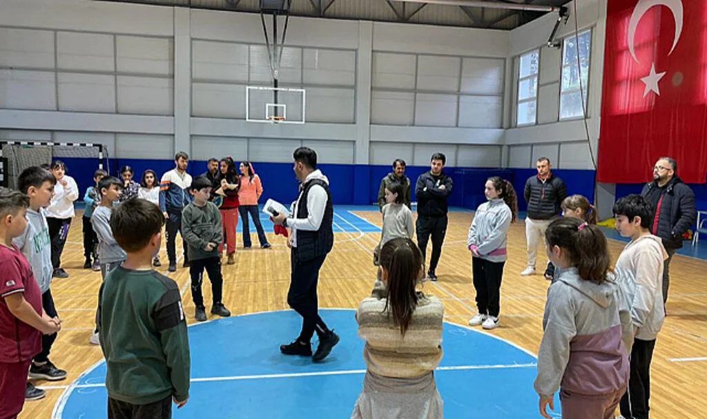 Geleneksel Çocuk Oyunları Şenliği Alaçam İlçe Seçmeleri Yapıldı