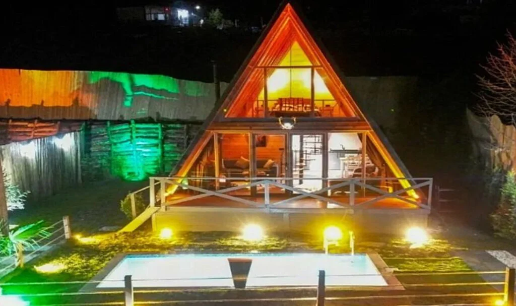 Göl Kenarında Modern Ve Konforlu Tatil Deneyimi