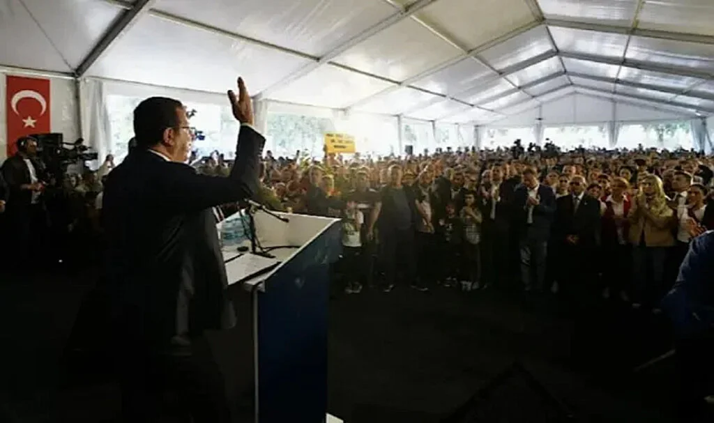 İmamoğlu: Hayatı Tekrar Bayram Havasına Dönüştüreceğiz