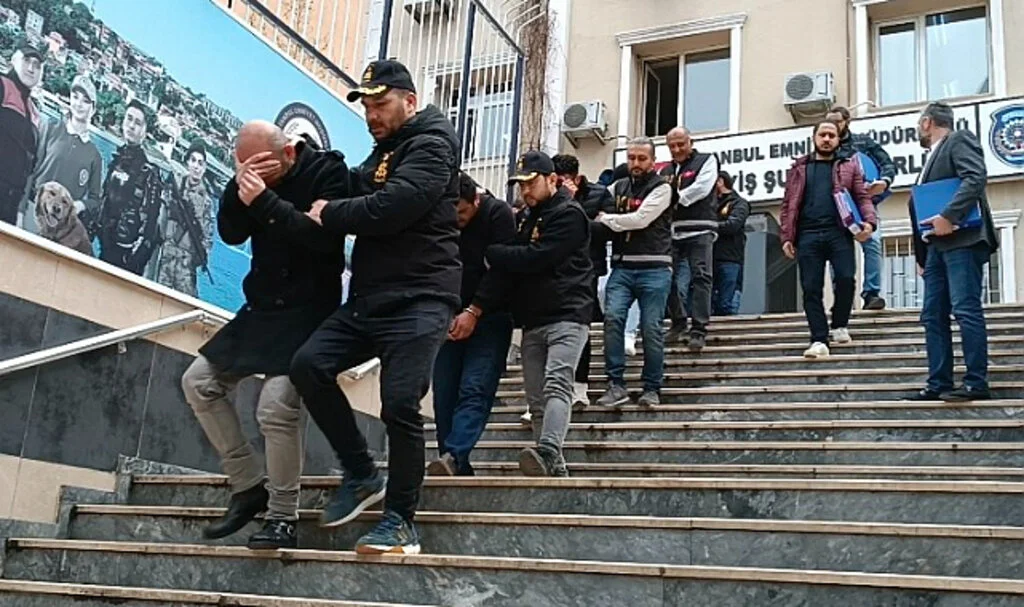 İstanbul Merkezli 7 İlde Operasyon: Oto Hırsızlık Şebekesi Çökertildi