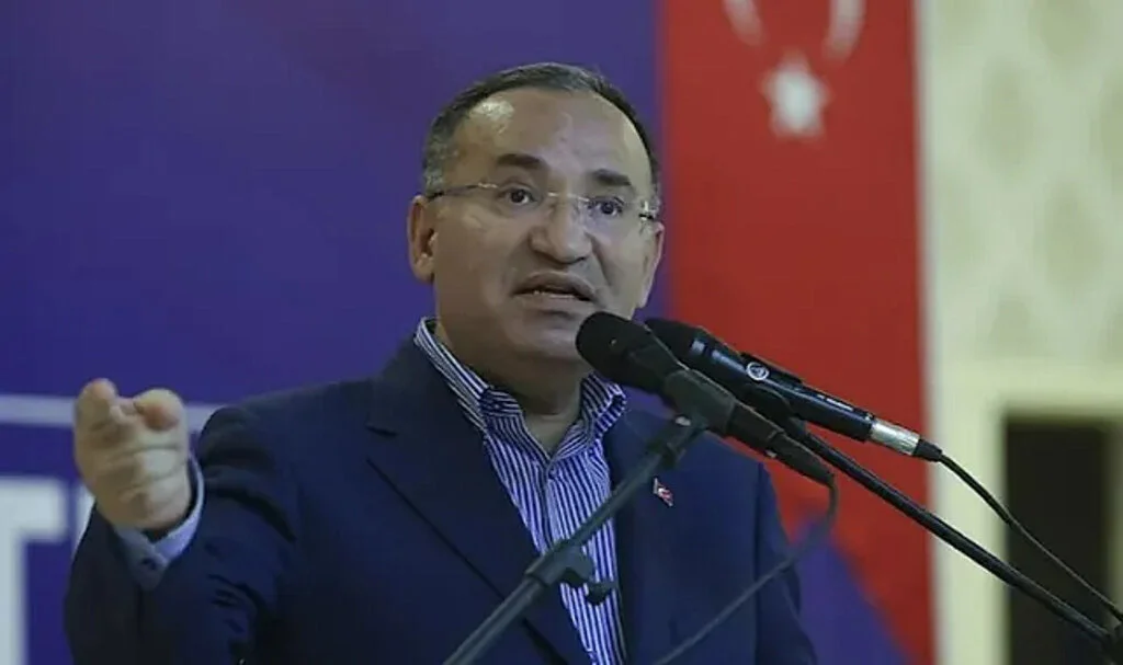 Kaymakamdan Muhtarlara Bekir Bozdağ Talimatı