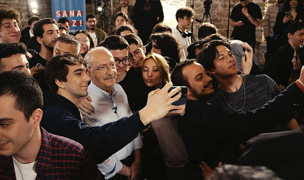 Kılıçdaroğlu Gençlerle Buluştu: Bu Seçim Türkiye’nin Var Olma, Yok Olma Seçimi