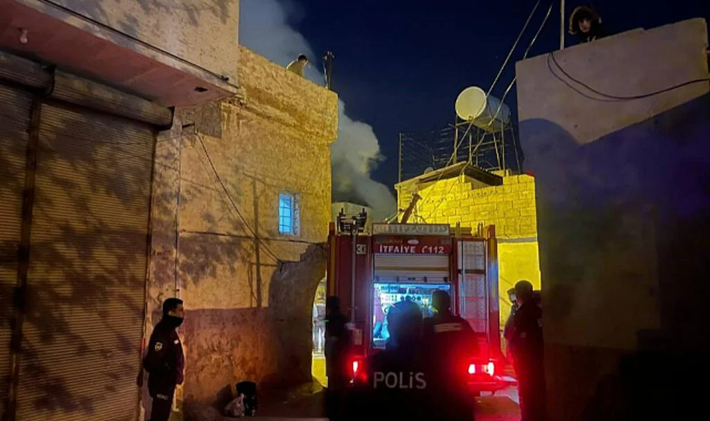 Kilis'te 9 Yaşındaki Kız Çocuğunun Cesedinin Bulunduğu Evde Yangın