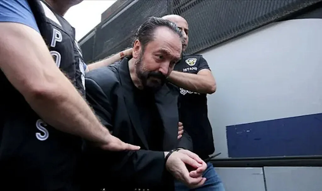 Mahkemeden Adnan Oktar Kararı