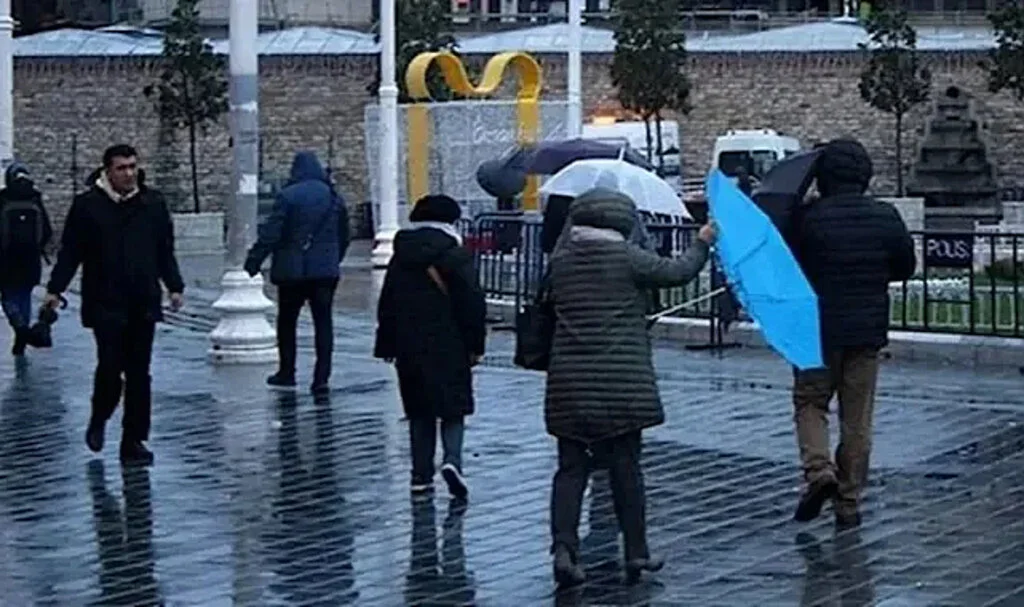 Meteoroloji Uyardı: Sağanak Yağış Günlerce Etkili Olacak
