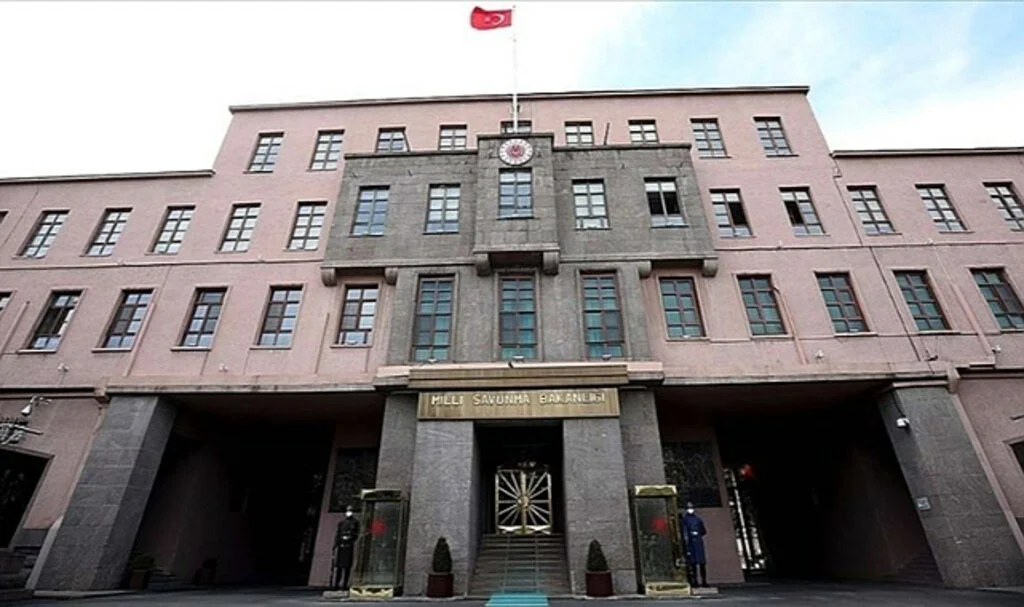 MSB: "PKK/YPG'li Teröristlerin Havan Saldırısında 4 Asker Yaralandı"