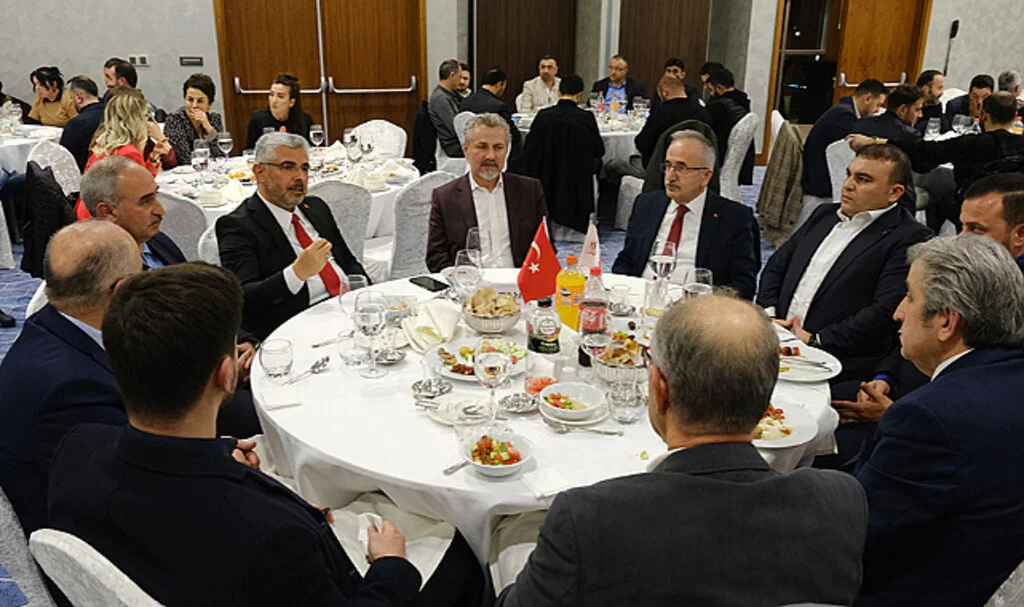 Müteahhitler 'Oda' İstedi 
