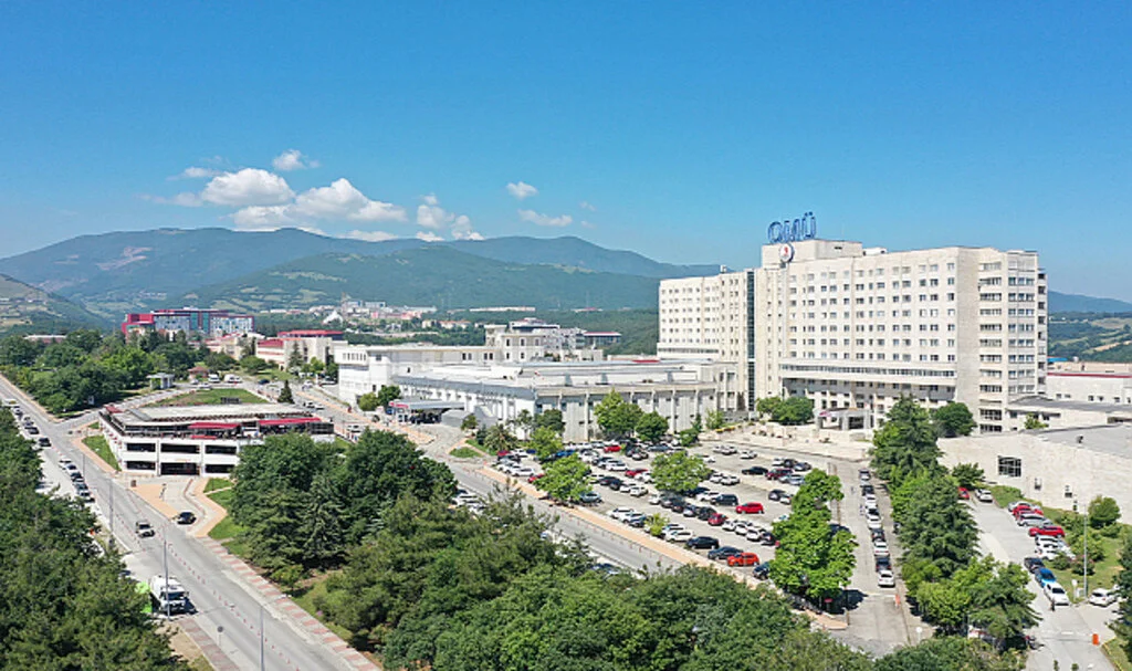 Ondokuz Mayıs Üniversitesi 48. Yaşını Kutluyor