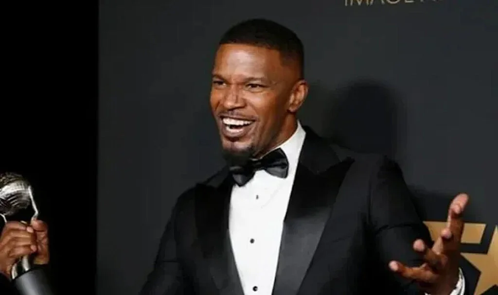 Oscar Ödüllü Oyuncu Jamie Foxx Hastaneye Kaldırıldı